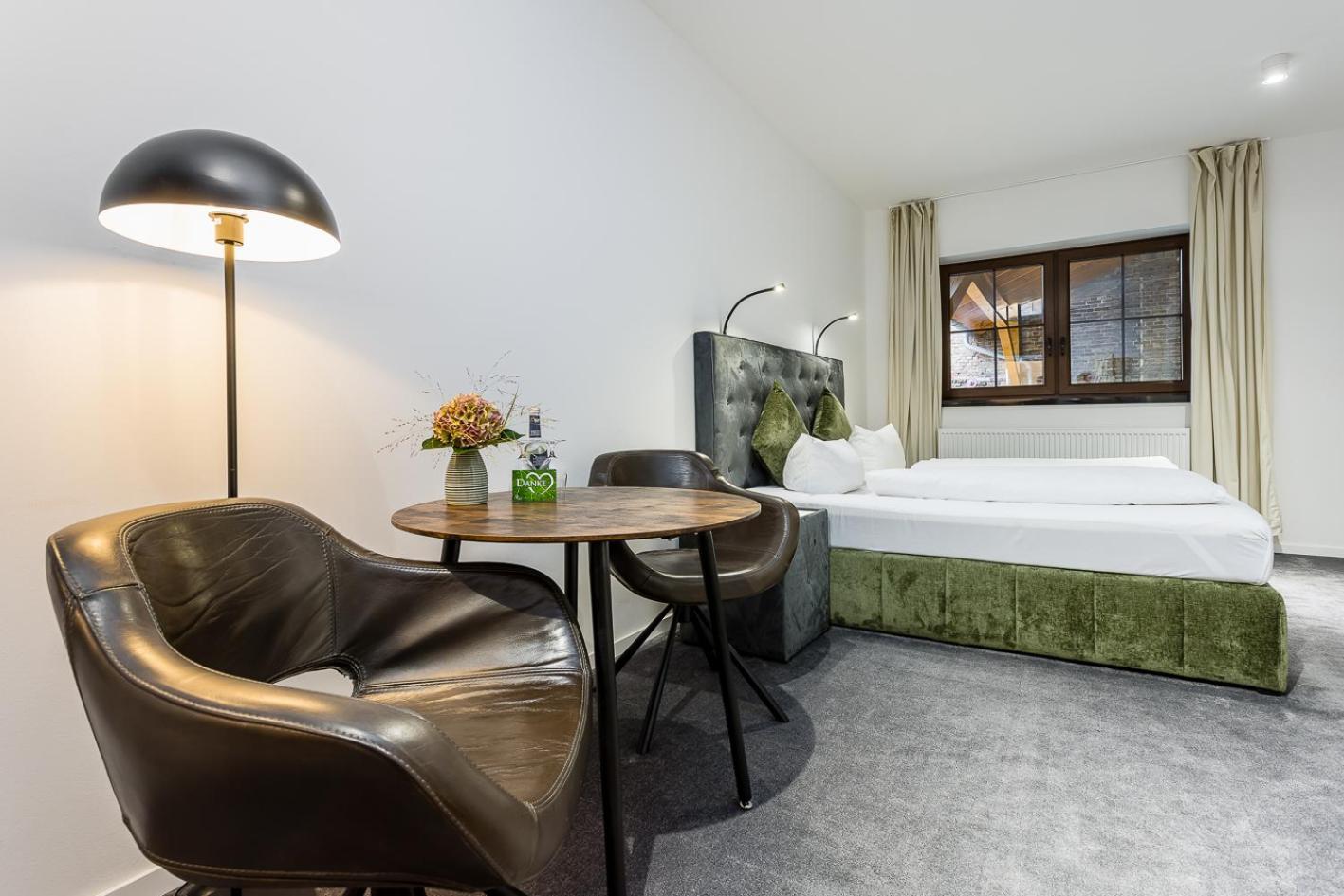 Hotel Zur Linde Dein Self Check In Michendorf Kültér fotó